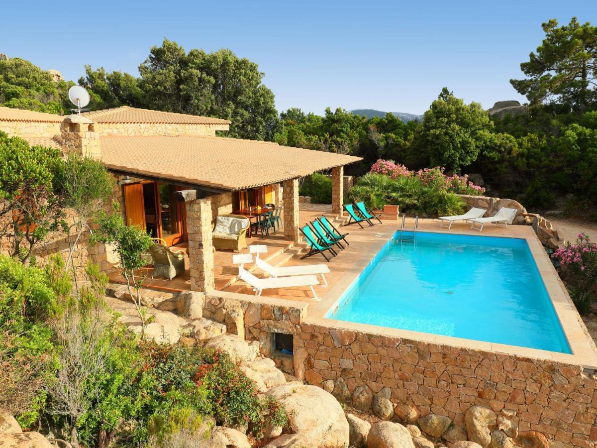 Villa Petra Rossa By Interhome